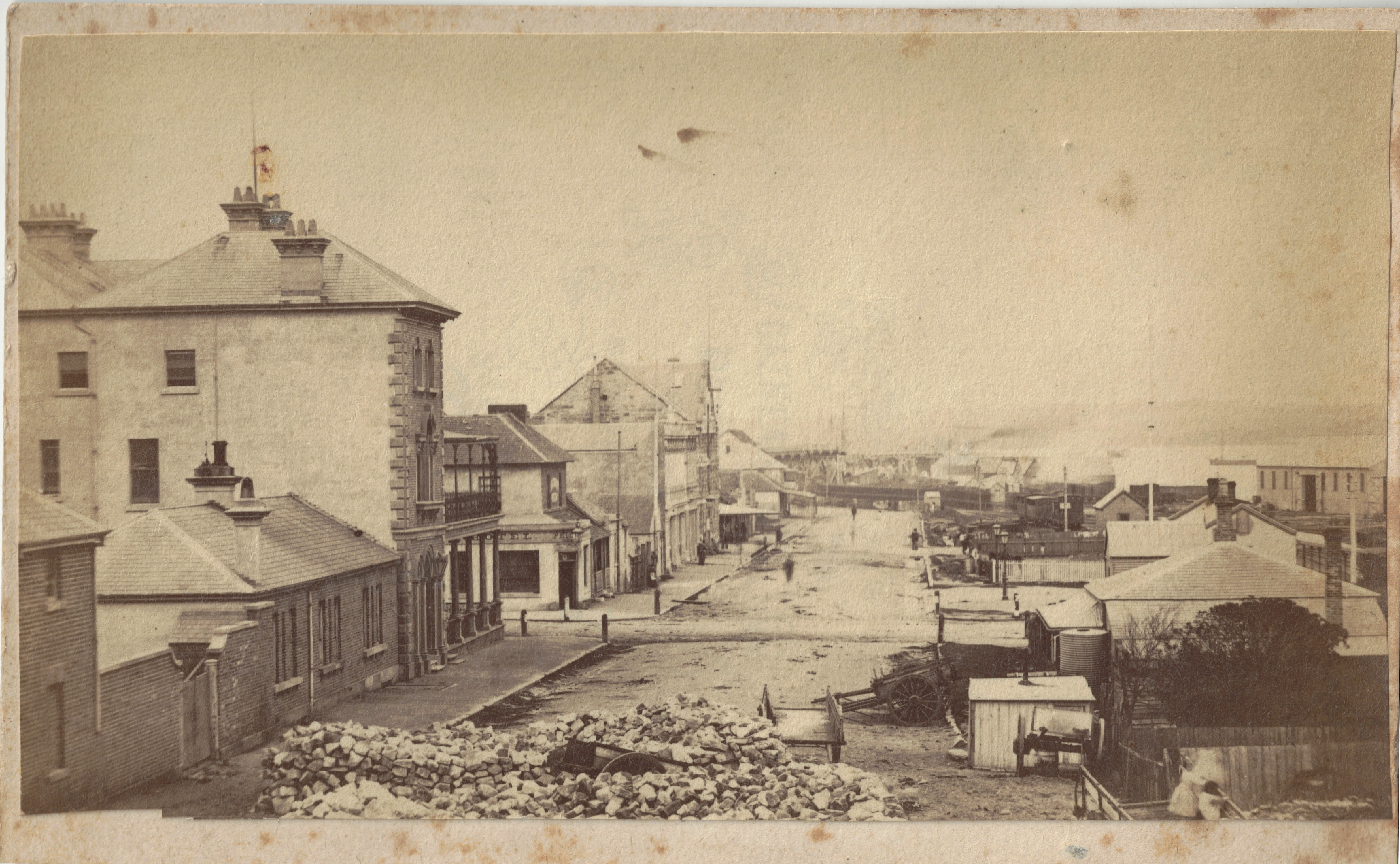 Newcastle Street Scene, circa 22 October 1870 - 1 December 1870 (Photo Credit: Digitised by Anne Glennie from Glennie Family Albums) Click for larger view