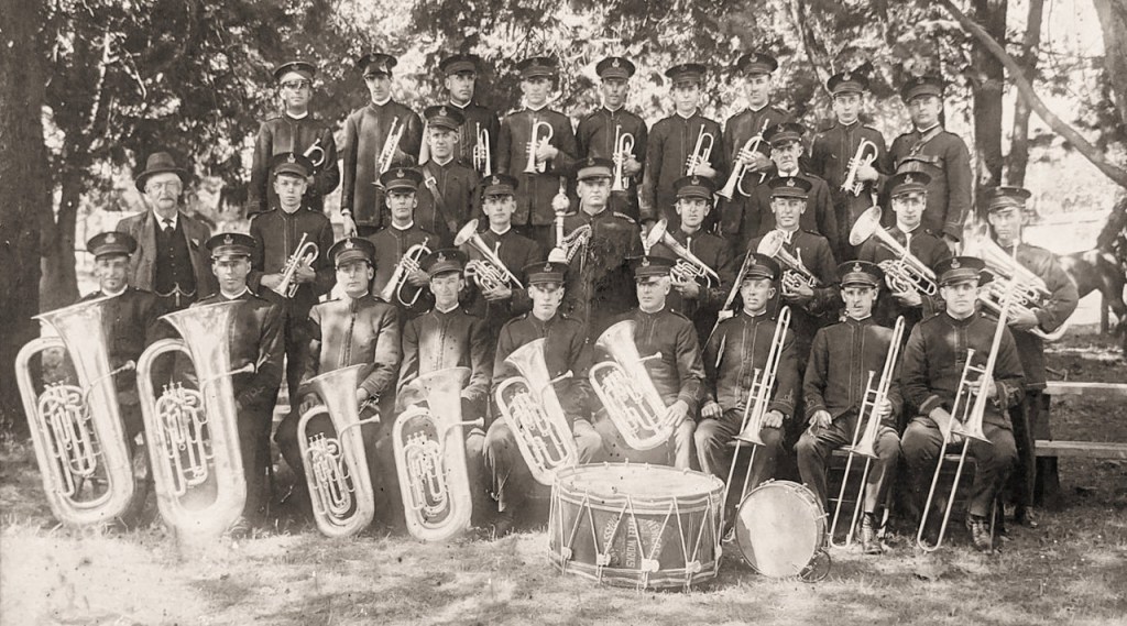 Newcastle BHP Steelworks Band poses for the camera in 1922.