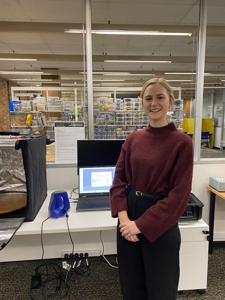 Issy Crebert photographed with the Artec 3D digitisation station in GLAMx Lab.