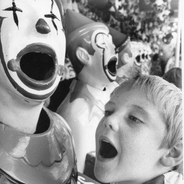 The Newcastle Show. Wesley Brinkley with Laughing Clowns. 26 February 1986. Photographer: Quentin Jones