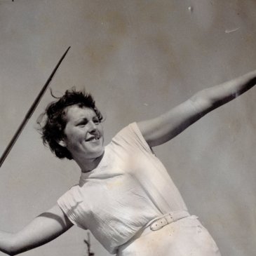 Javelin champion - N. Smith - 1952 (See: https://livinghistories.newcastle.edu.au/nodes/view/21331)